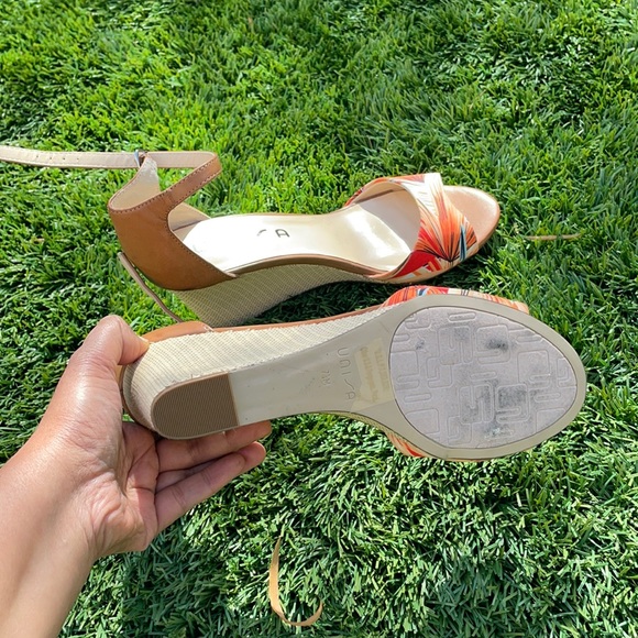 NWT Unisa Wedges | Size 7.5 - Picture 3 of 6